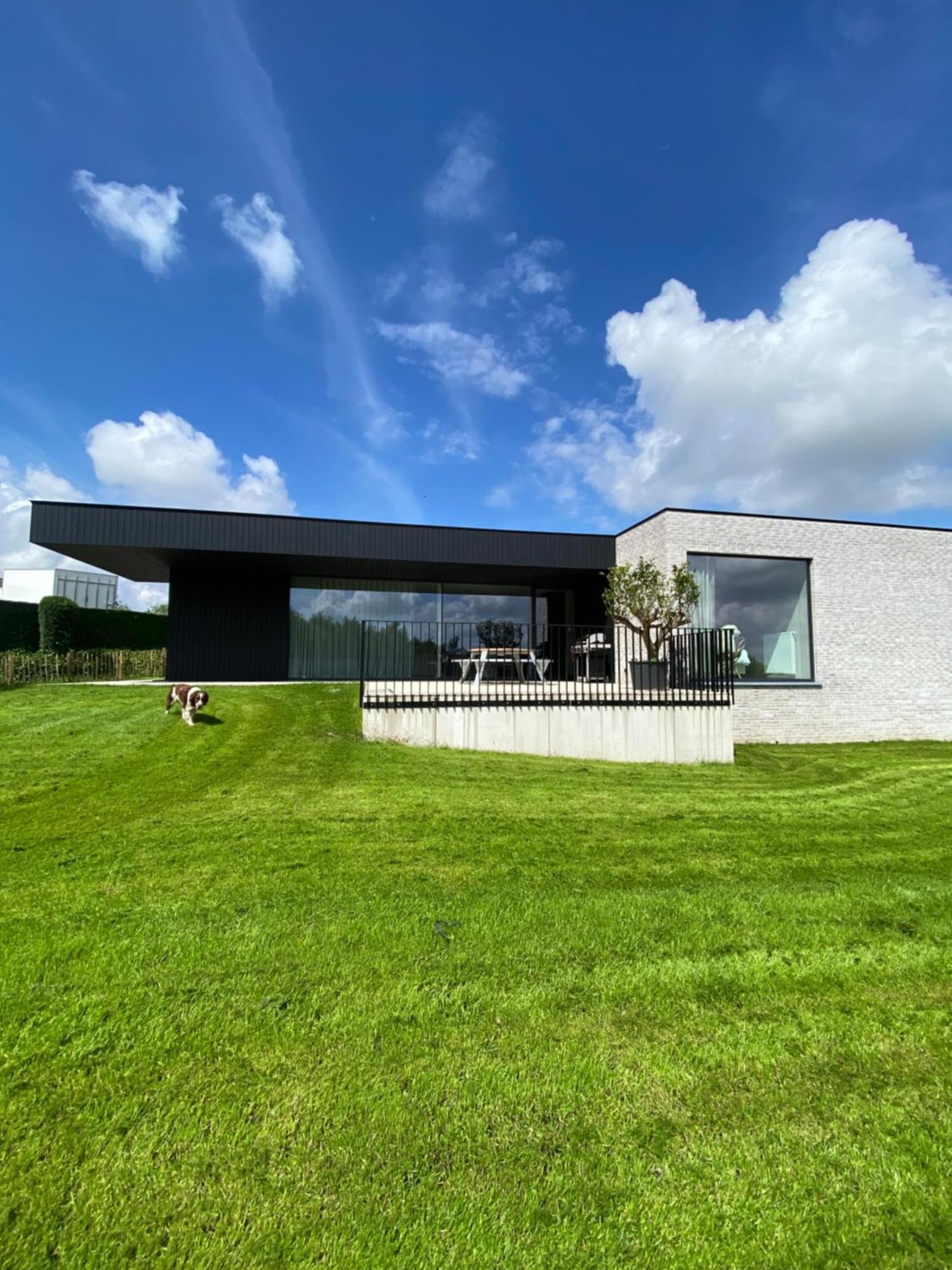 Vakantiedomein Douve Holiday home *