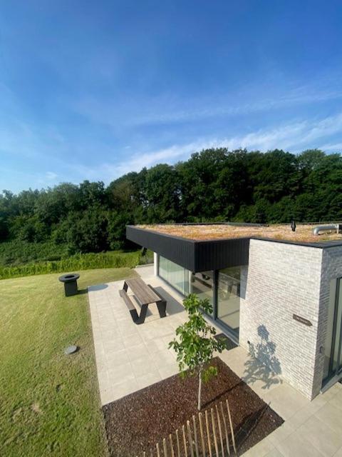 Vakantiedomein Douve Holiday home *